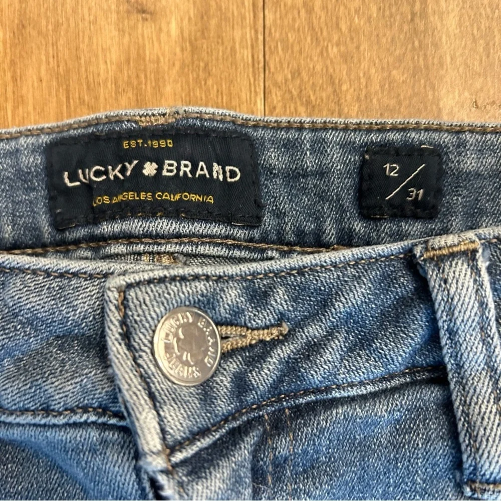 Lucky Brand the Bermuda Denim Jean long Shorts 12/31